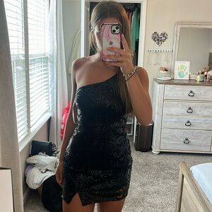 Homecoming dress or nice dress🖤